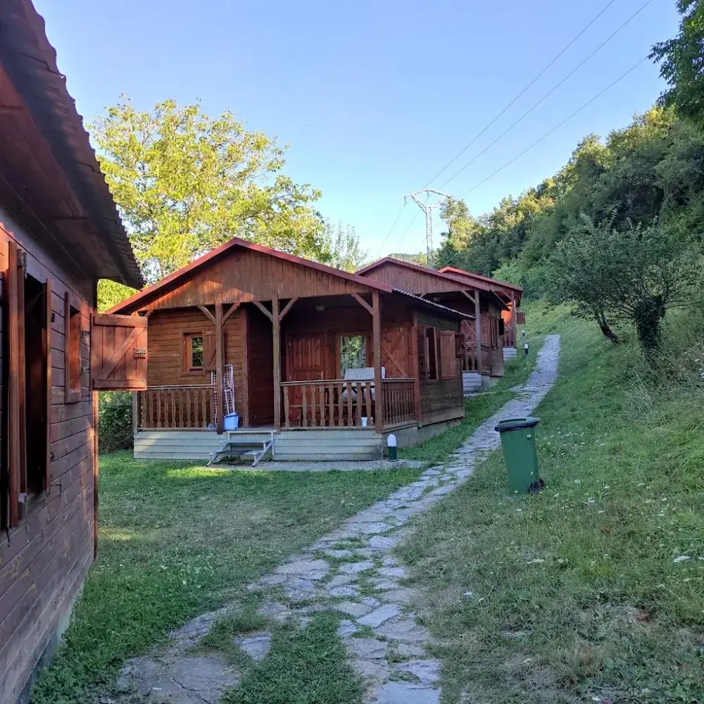 Bungalows y cabañas de madera de Camping Urrutea en Garde